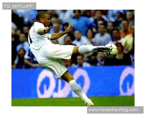 足球明星如何运用防门技巧提升球队防守实力与比赛胜率解析 足球明星如何运用防门技巧提升球队防守实力与比赛胜率解析